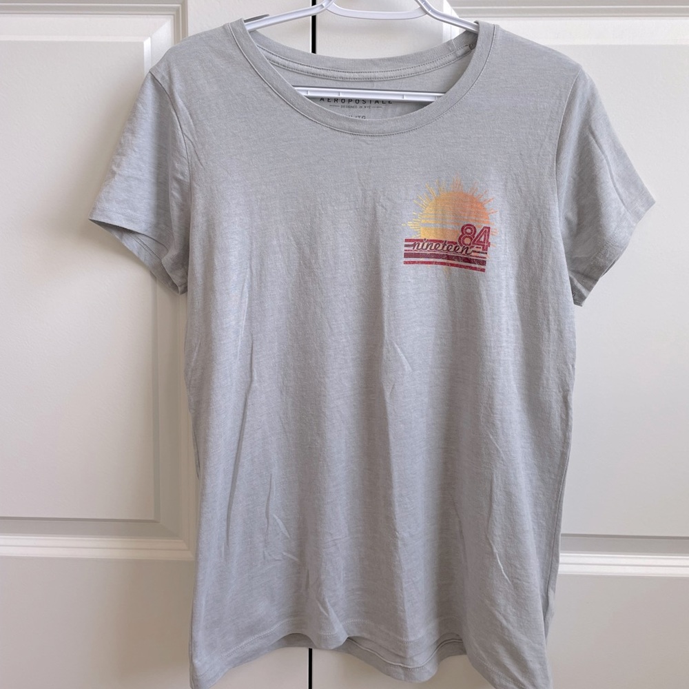 Aeropostale Sunny Graphic Tee